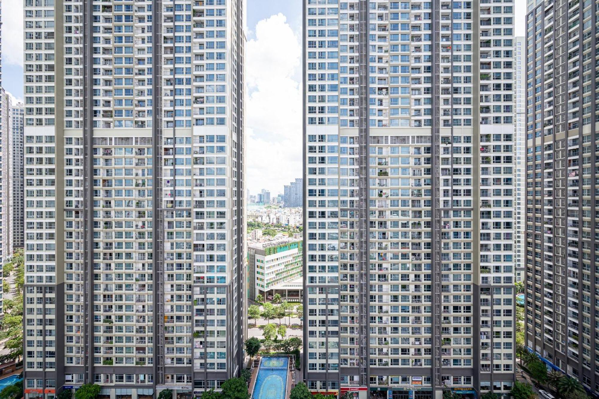 Urban Heights Rentals Landmark 81 Хошимін Екстер'єр фото