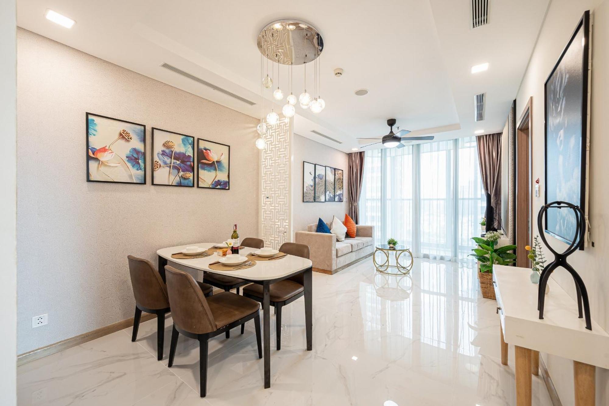 Urban Heights Rentals Landmark 81 Хошимін Екстер'єр фото