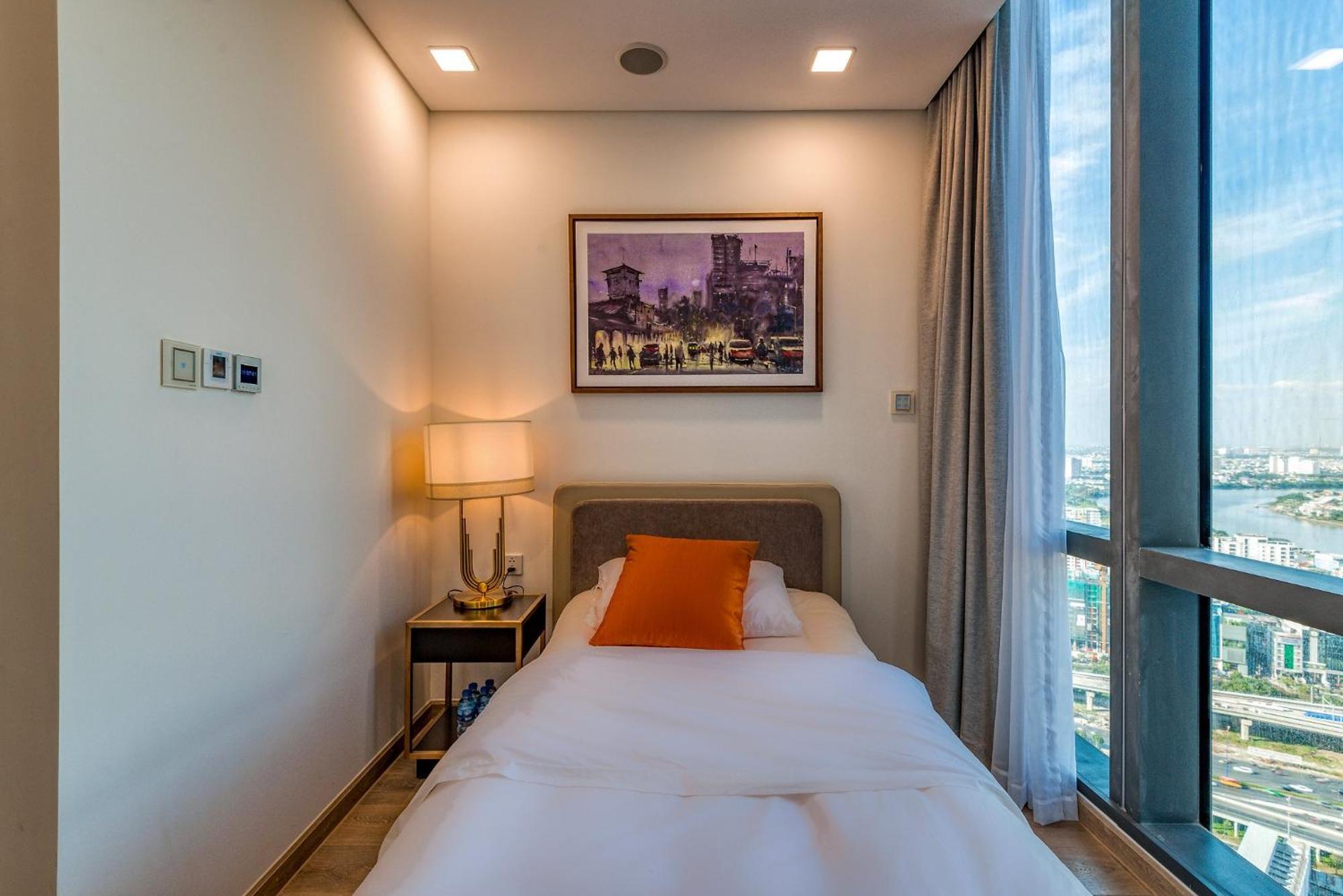 Urban Heights Rentals Landmark 81 Хошимін Екстер'єр фото